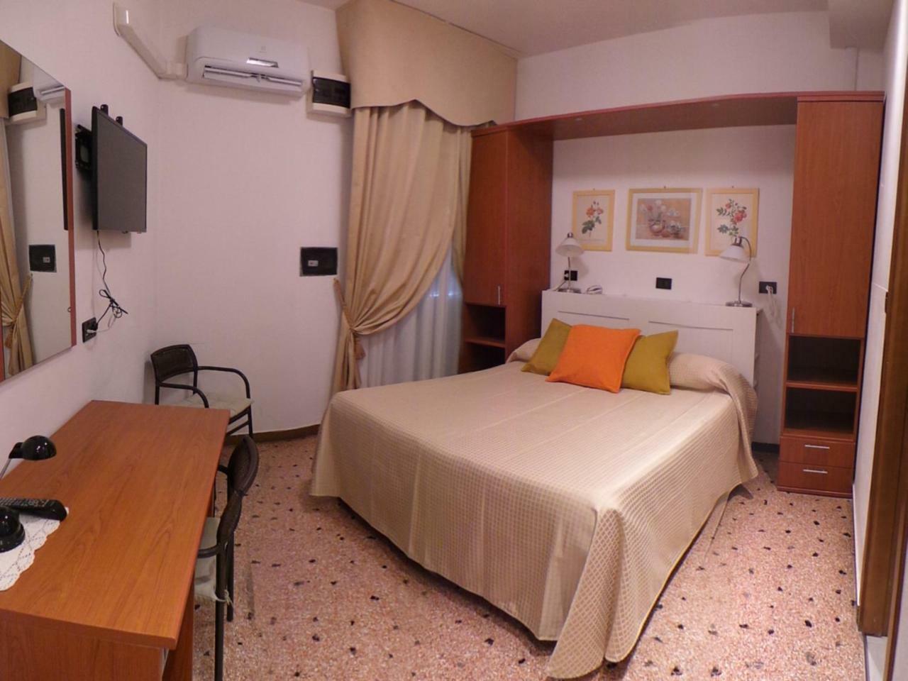 Hotel Europa Albissola Marina Dış mekan fotoğraf